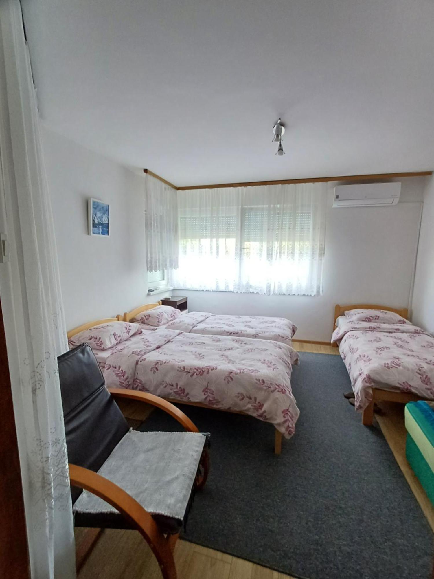 Apartments Lela Біхач Номер фото